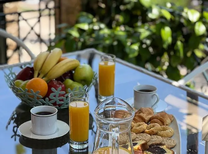 Anna's * نِكيانا